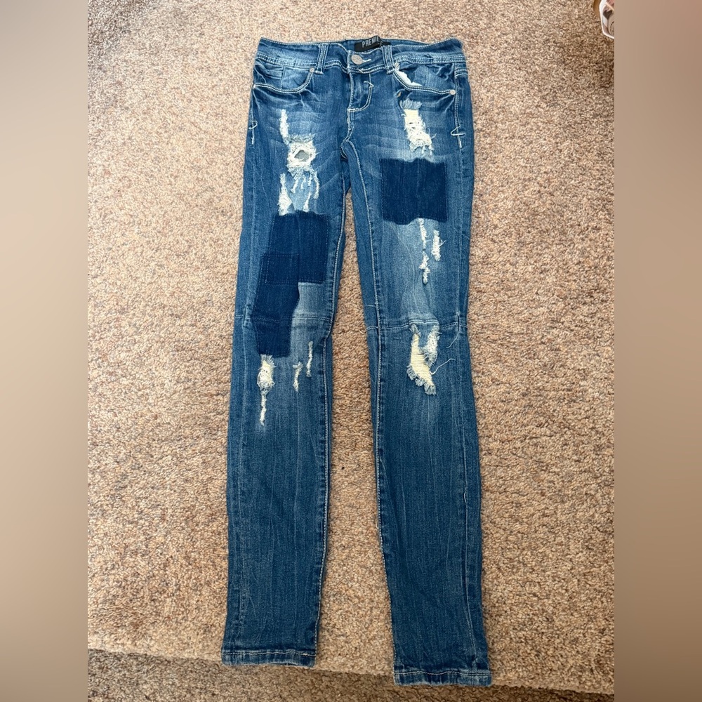 EUC - Premiere by Rue 21 - Low Rise Distressed Skinny Denim Jeans - Womans 0 R